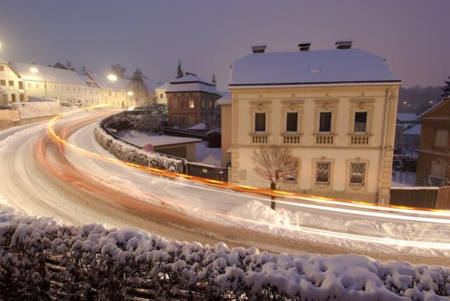 Schneekurve am Morgen