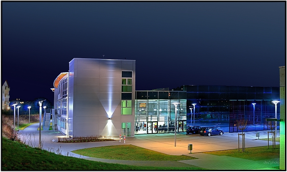 Schule Neu Anspach HDR jpg