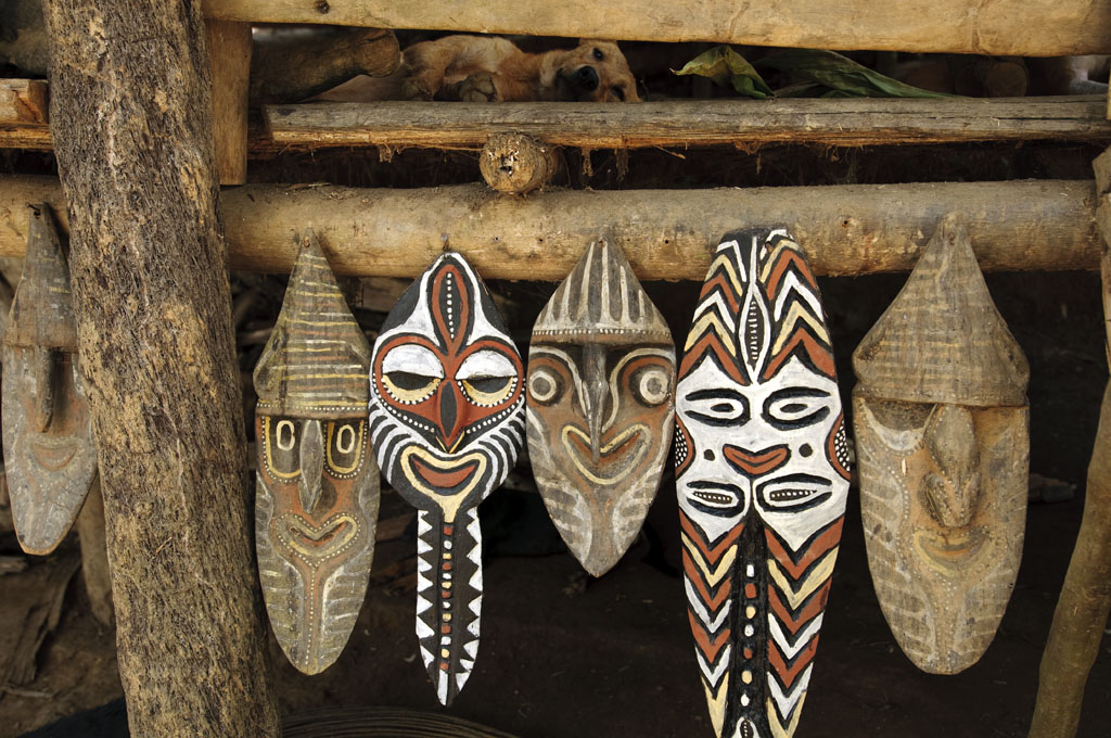 Sepik Schnitzkunstwerk