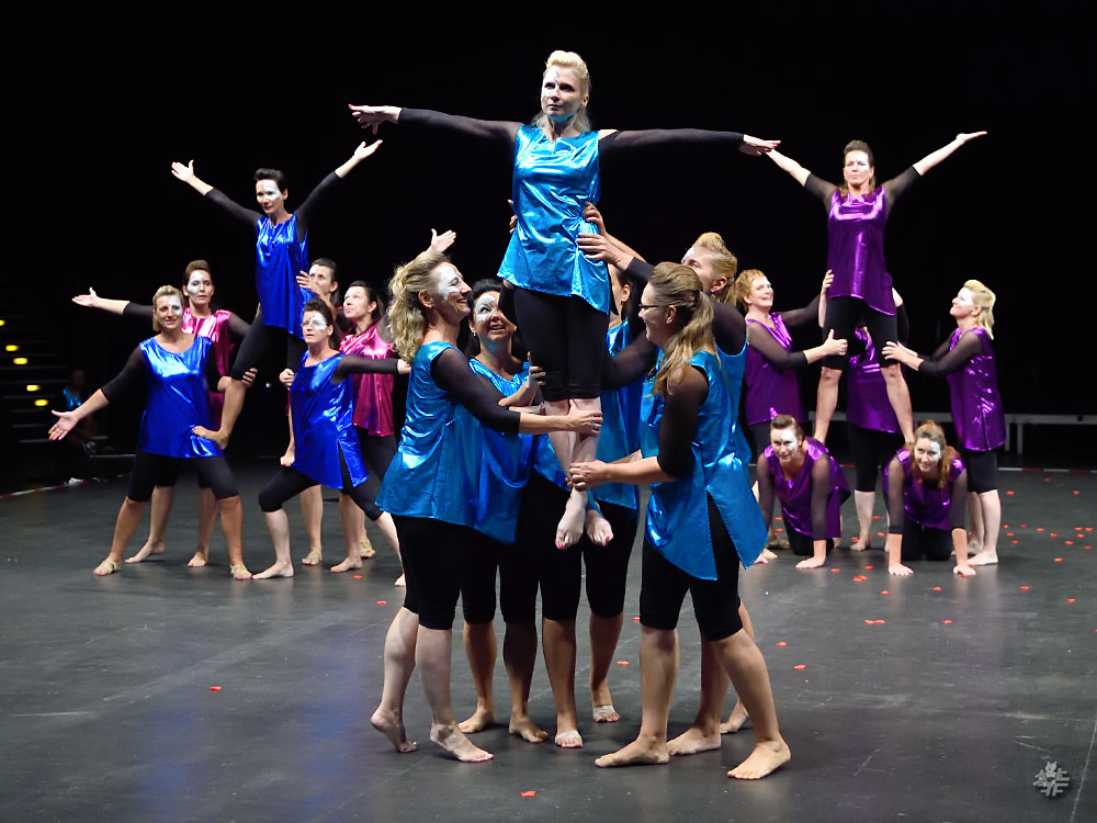 Show Dance Gala 2015, 2155