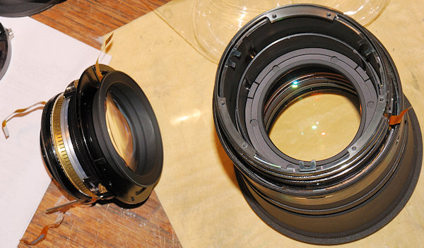 SIGMA AF 120-300mm f/2.8 D APO HSM für Nikon mit Sturzschaden.