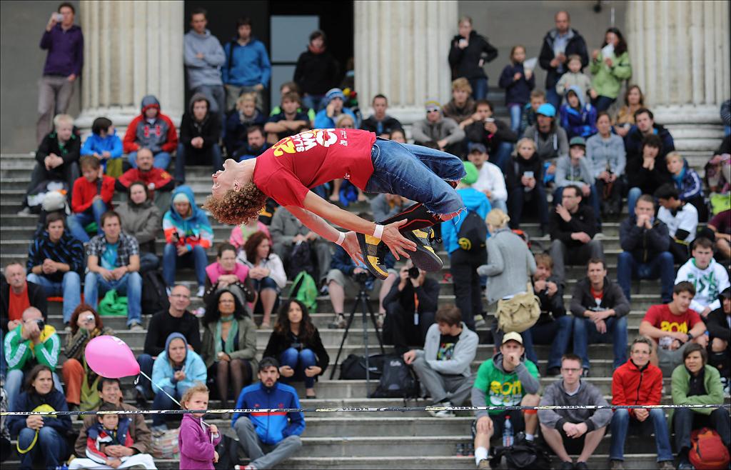 slackline w cup 2W
