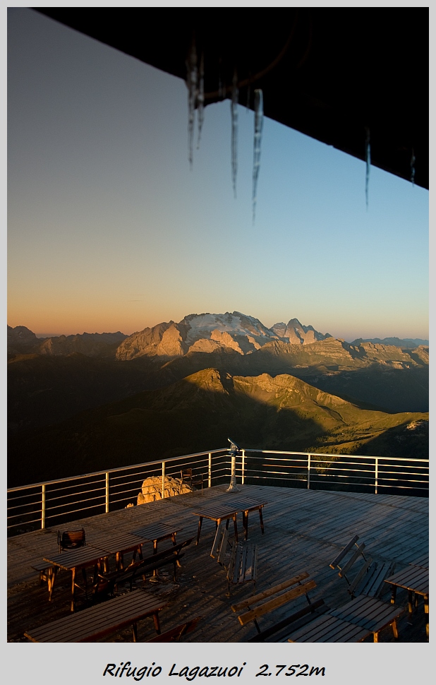 Sonnenaufgang am Kleinen Lagazuoi