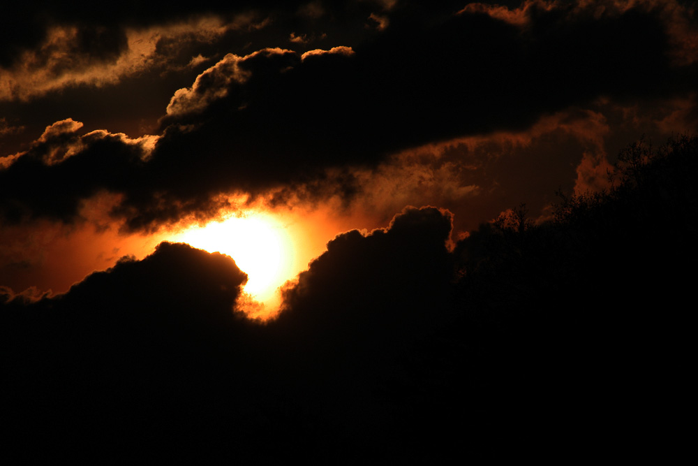 Sonnenuntergang in den Wolken