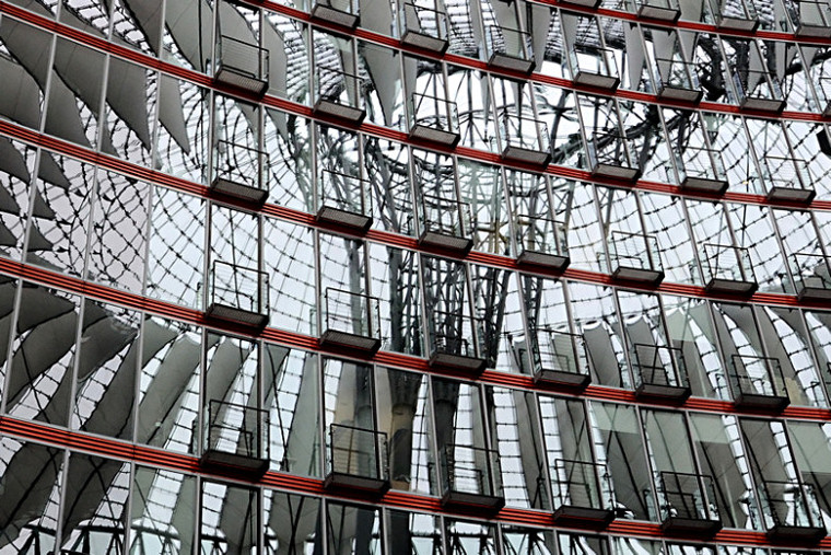 Sonycenter 01 ak