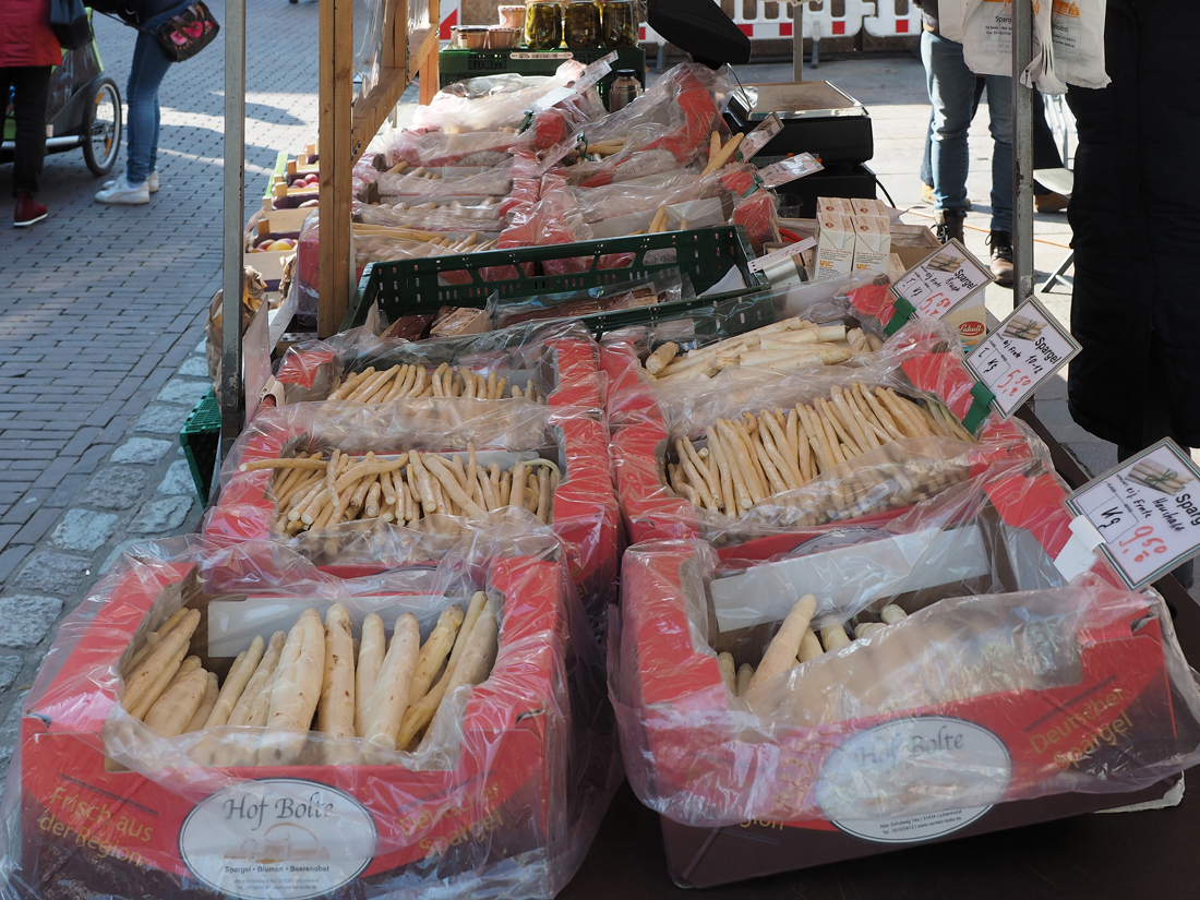 Spargel früh.jpg