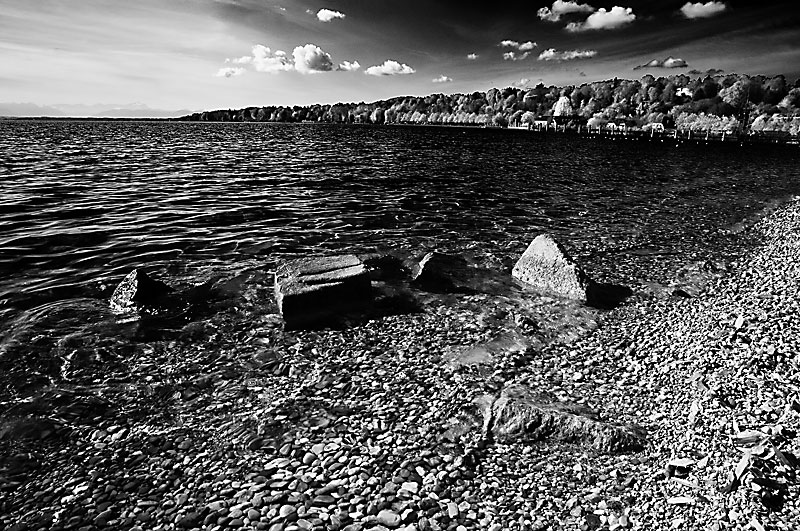 Starnberger See
(nach 15 Jahren erstmals wieder eine Kamera in die Hand genommen - D90)