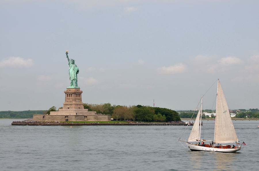 Statue