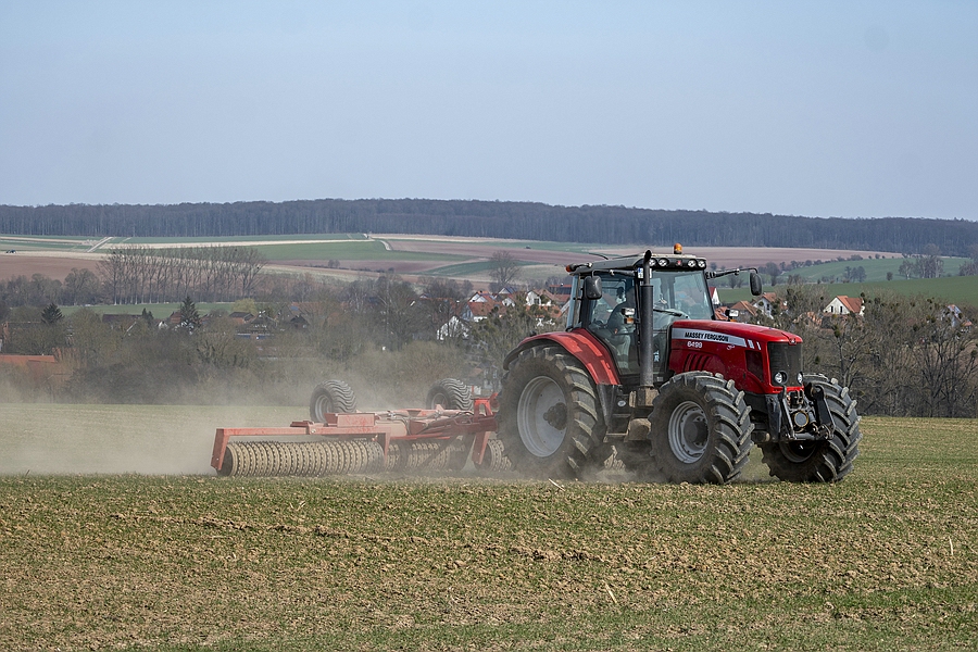 Staubtrocken