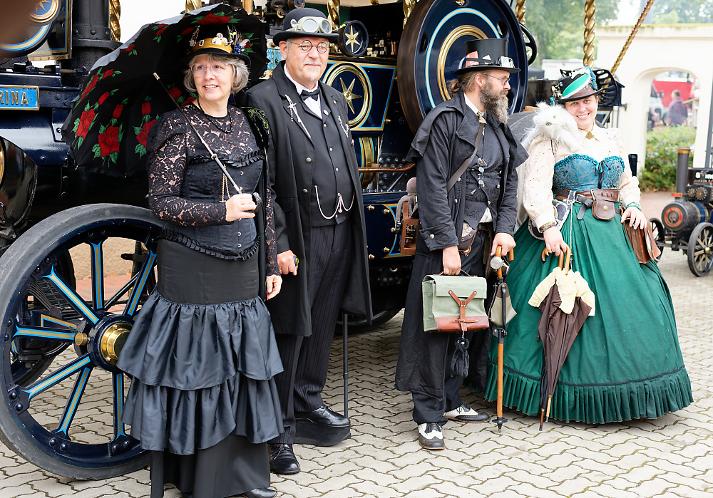 Steampunk 2.jpg