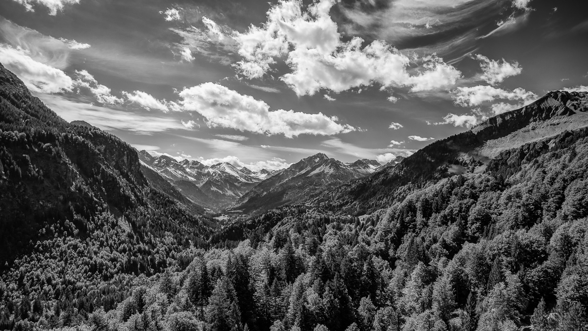 Stillach Monochrome NFF