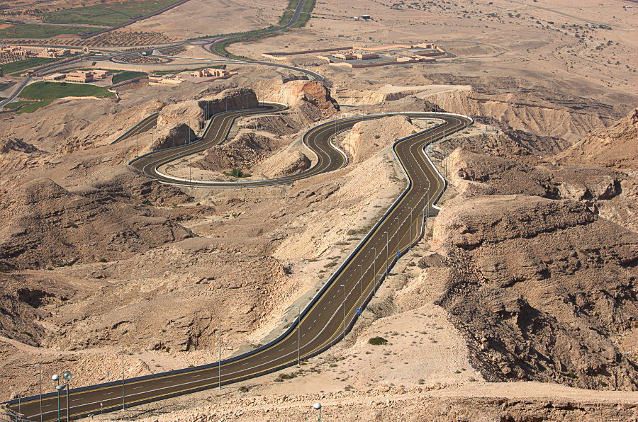strasse jebel hafeet klein