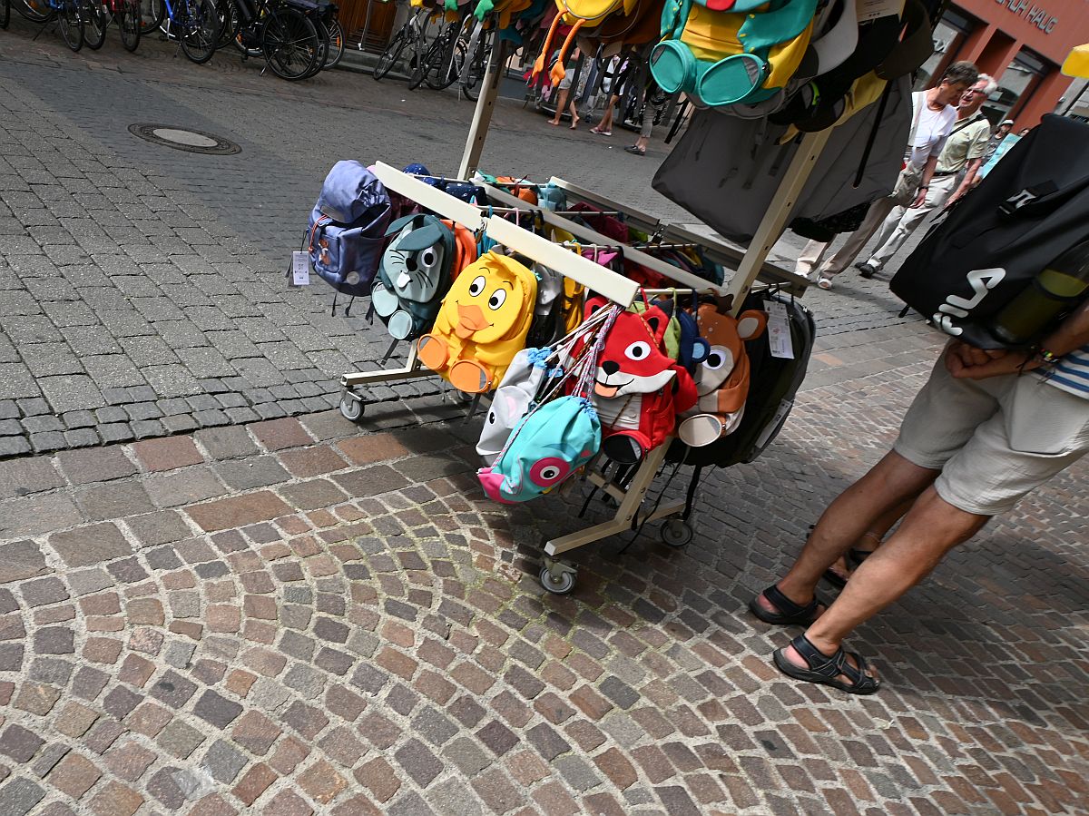 Street.jpg