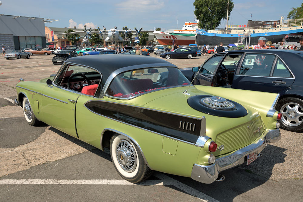 Studebaker Golden Hawk [DSC_7533]