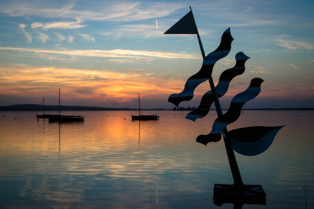 Sundown DSC 3304