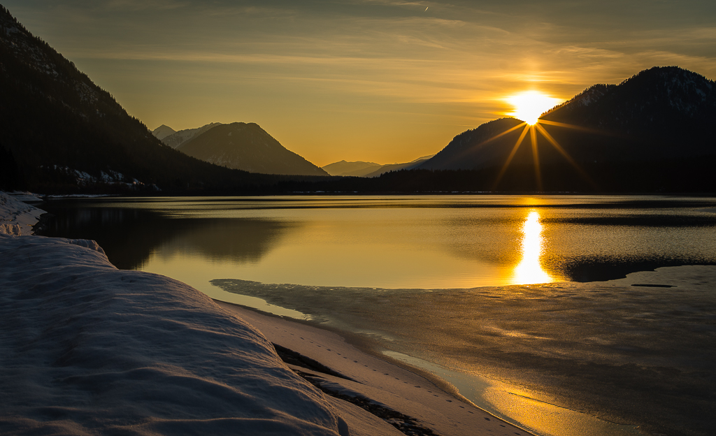 Sunset Sylvensteinsee