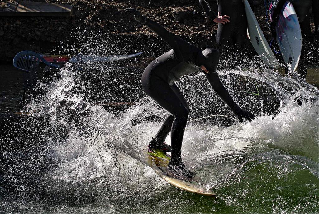 surfer 1235 2W