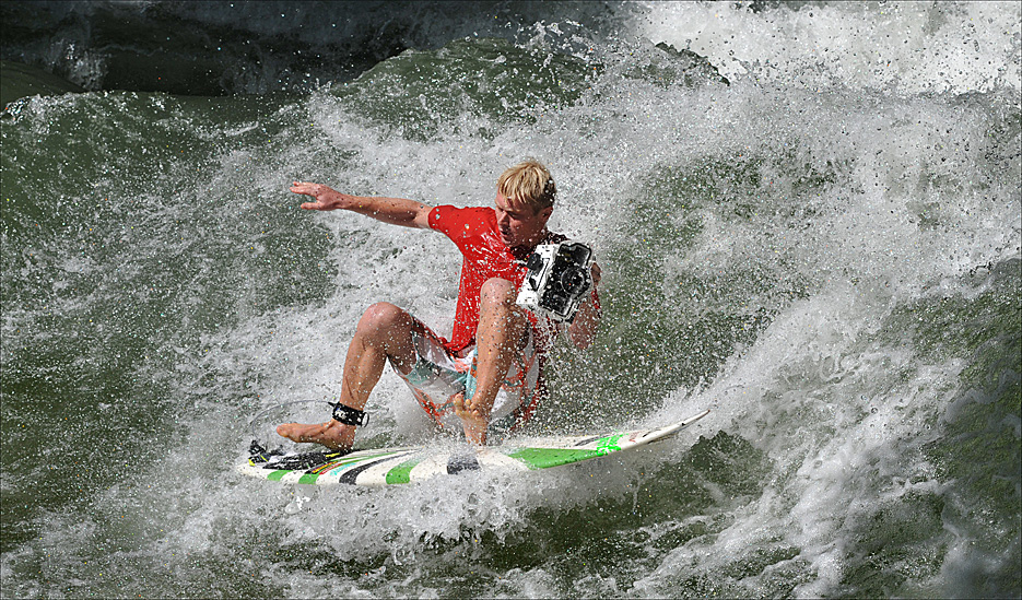 surfer 185 cam2