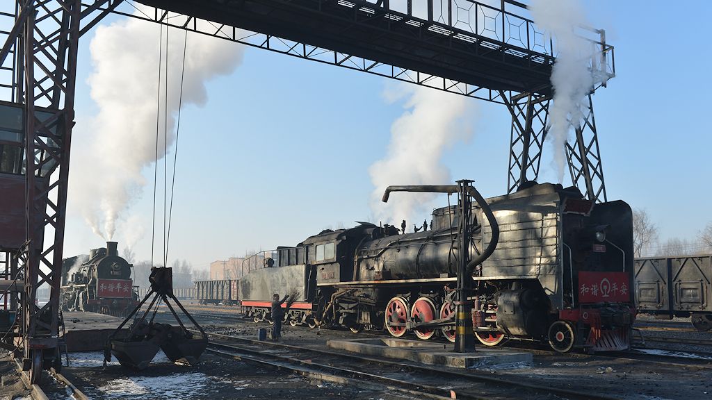 SY1083 und SY1085 am Kohlenkran
5110