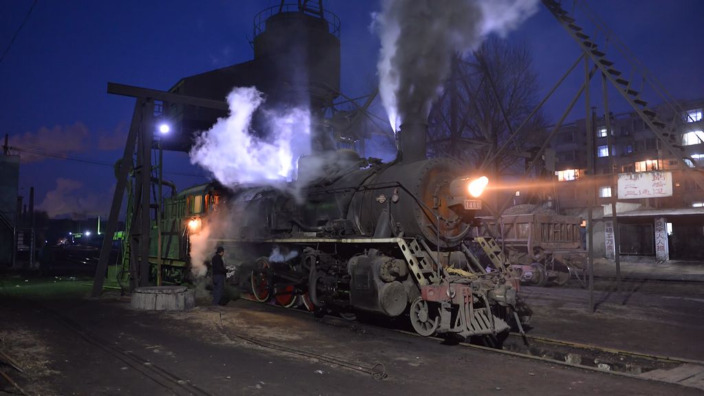SY1460 im Bahnbetriebswerk Fuxin
4297