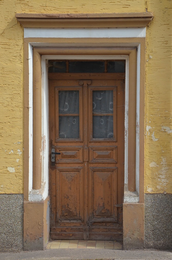 Tür 2