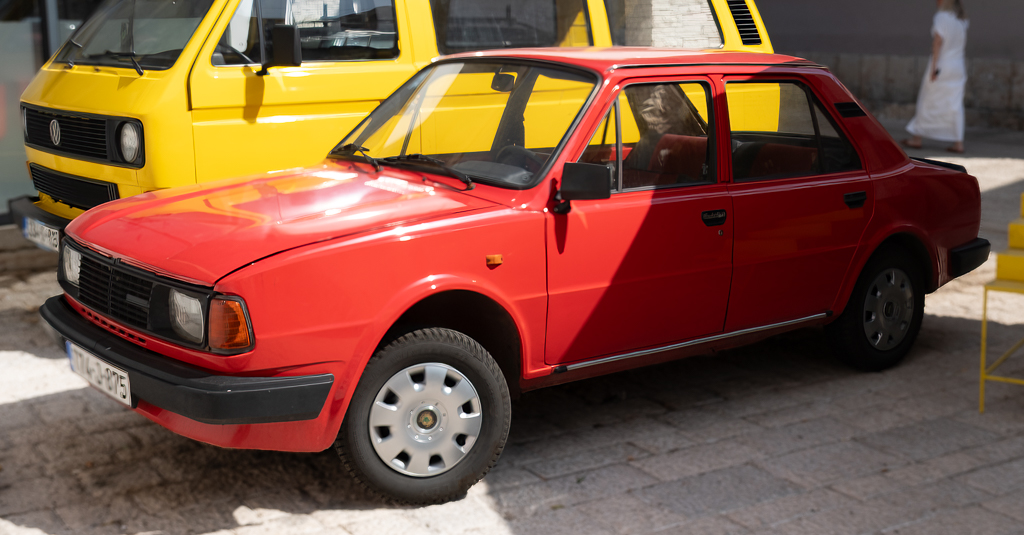 T51X1109-ext-1.jpg