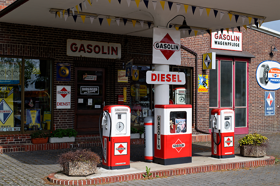 Tankstelle.jpg