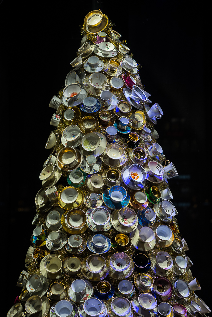 Tassen-Weihnachtsbaum