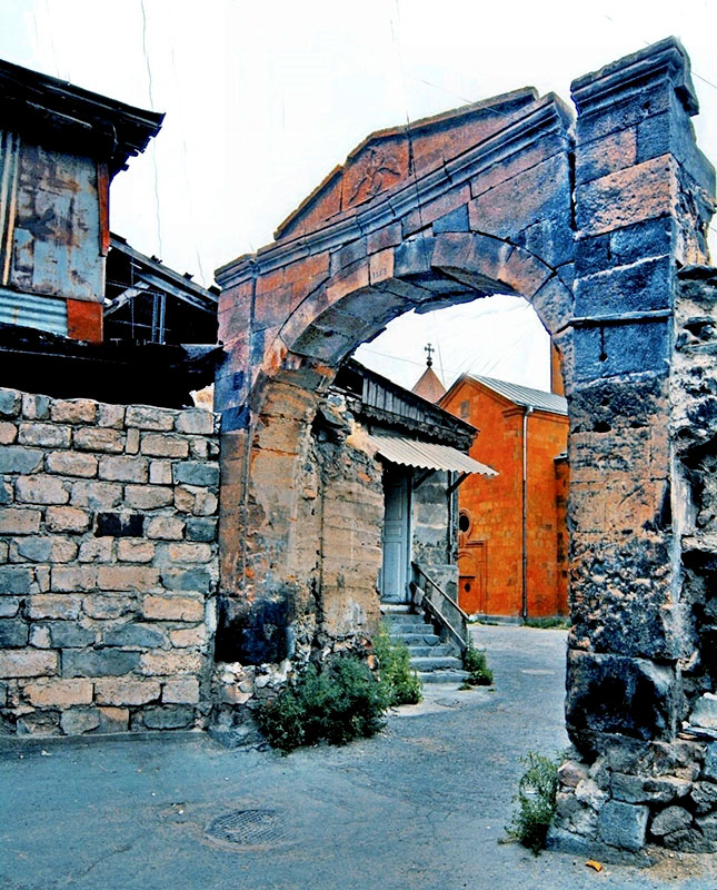 the red church of kond,yerevan(2)