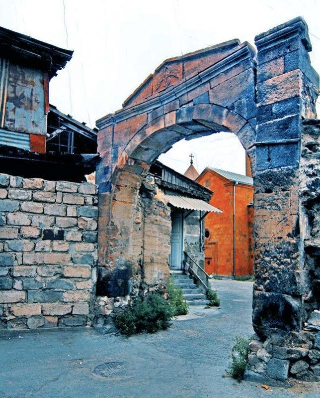 the red church of kond,yerevan
