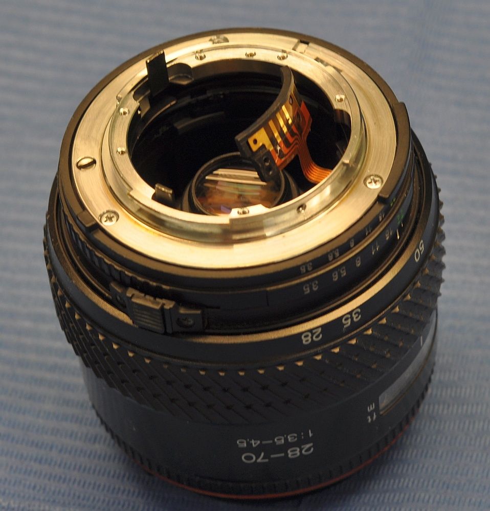 Tokina28 70 01