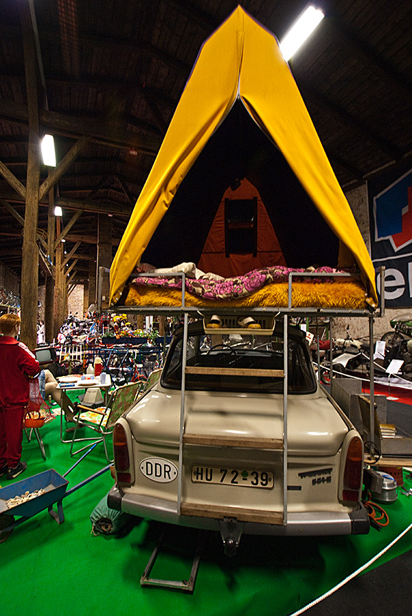 Trabbi mit Dachzelt