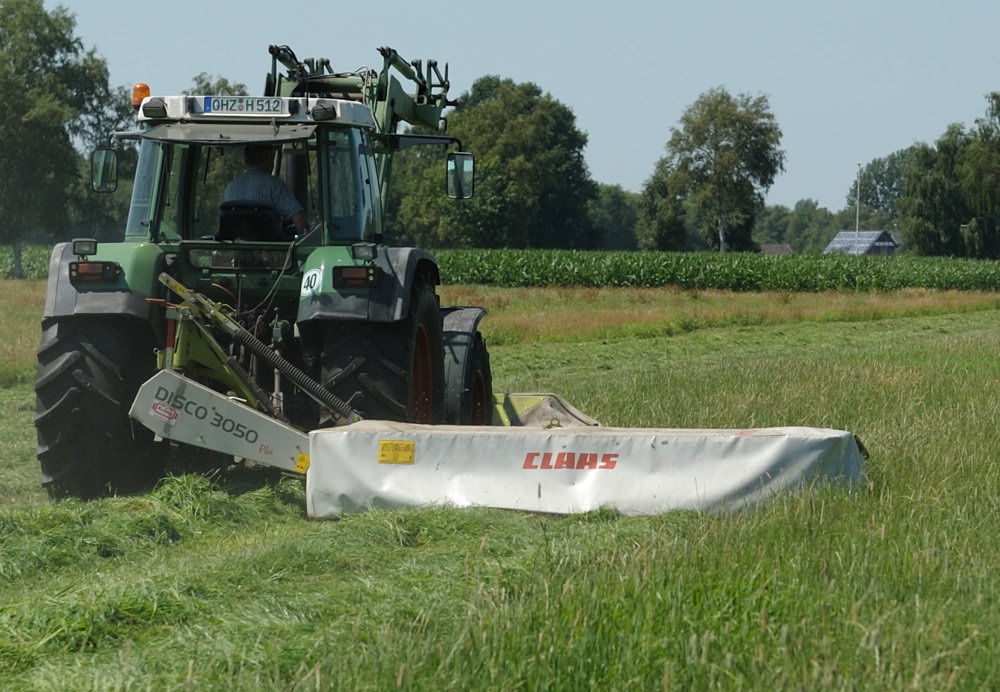 trecker2 JKK 8151