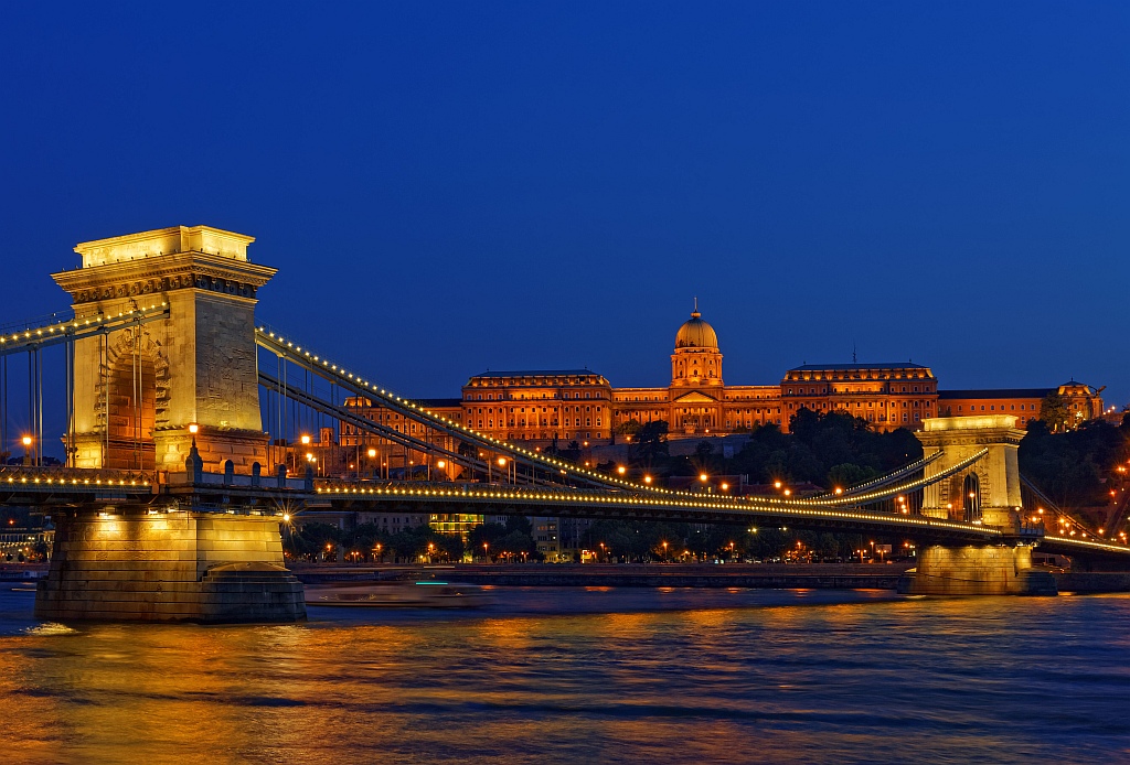 TS7,Budapest 1 abends 047 DxO  v