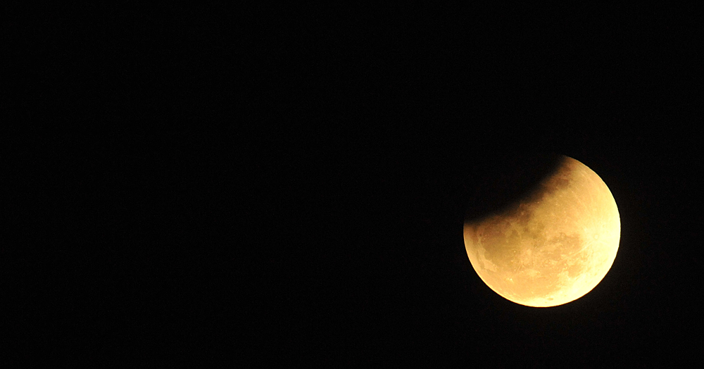 Tsavo West, partielle Mondfinsternis am 10. Dezember 2010