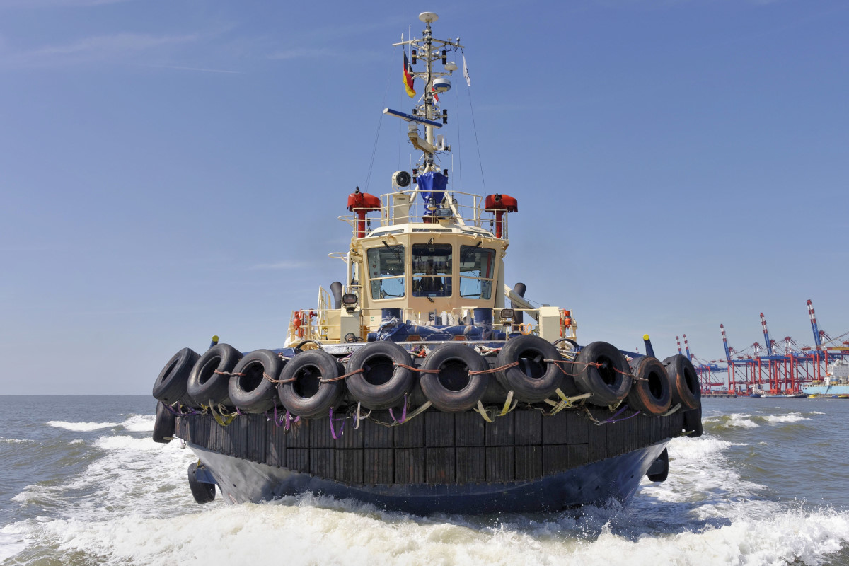 Tug close-up