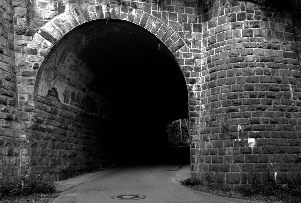 Tunnel go