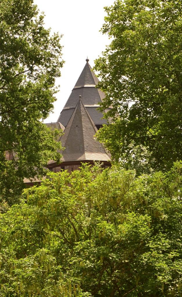Turm 2