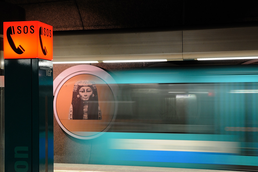 U-Bahn Station Schweizer Platz in Frankfurt