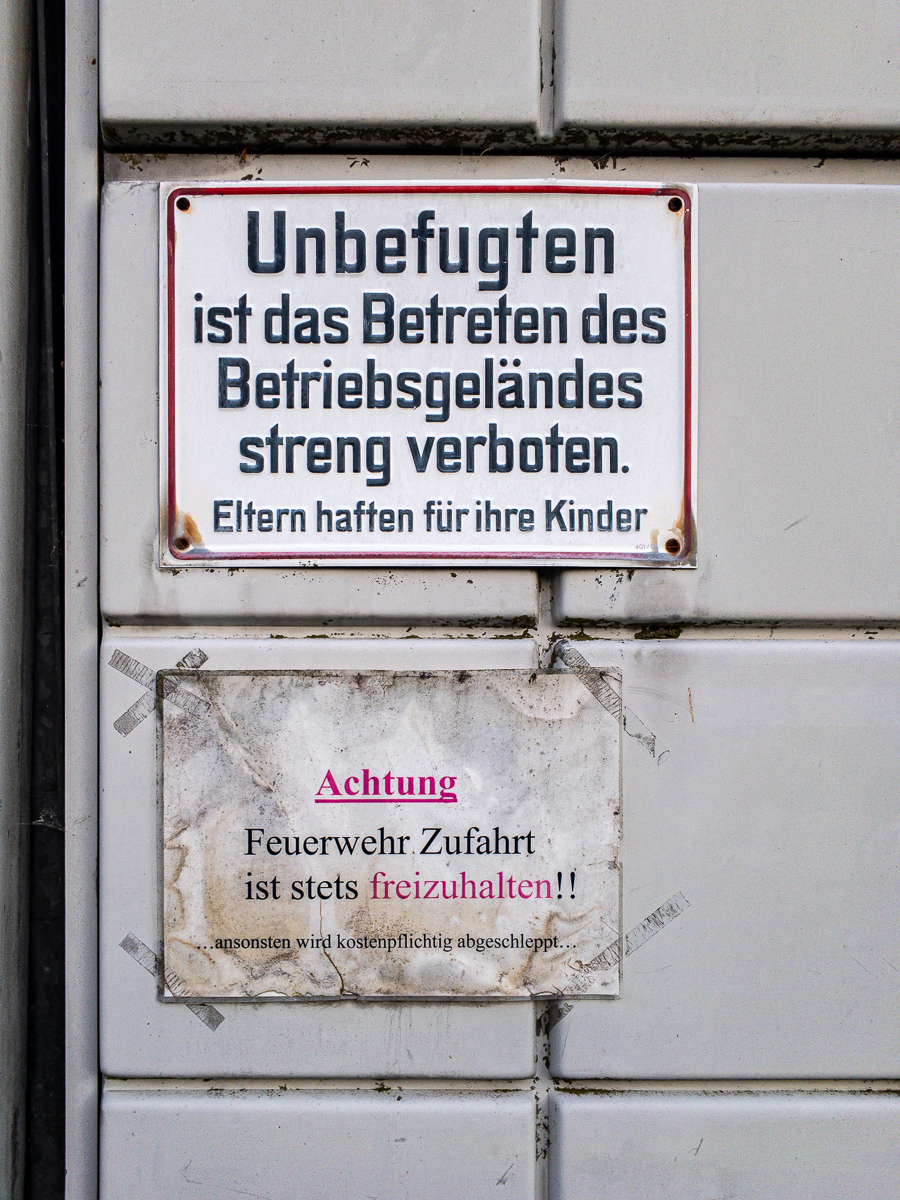 Unbefugtes Betreten verboten