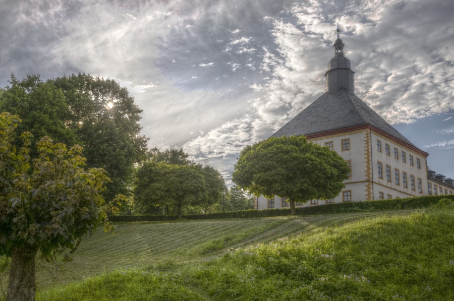 Unbenannt HDR2 pregamma 1 mantiuk contrast mapping 0.1 saturation factor 1 detail factor 2