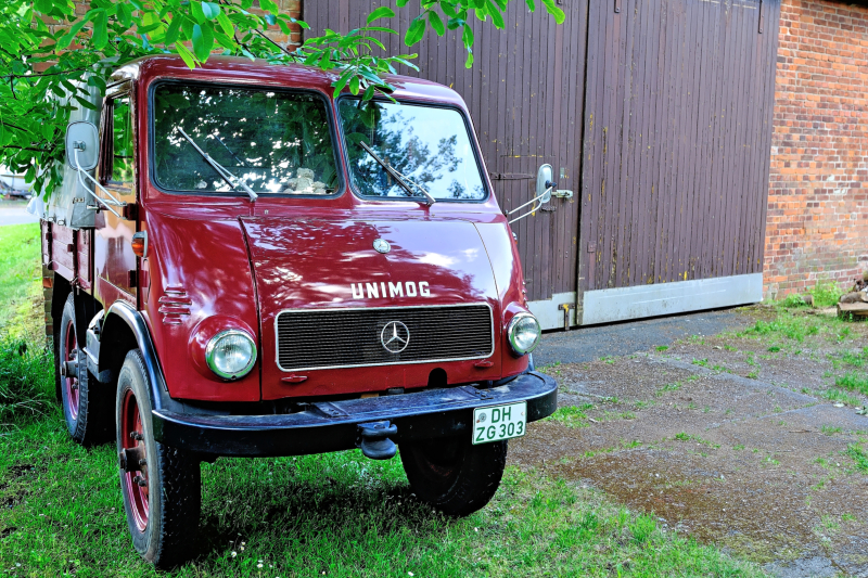 Unimog 2.jpg