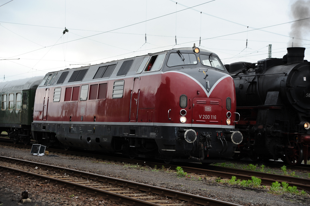 V200 116