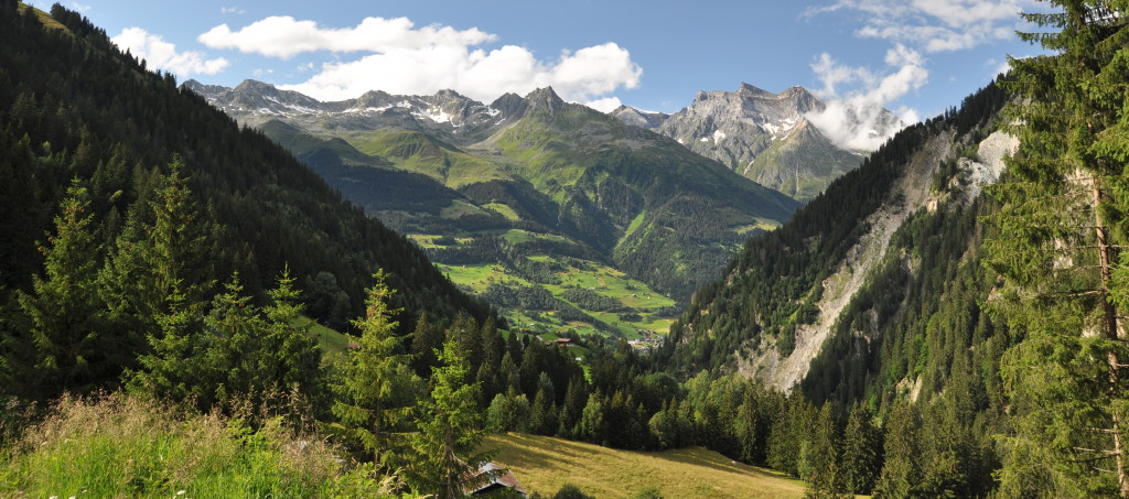 Val Sumvitg mit Cavistrau