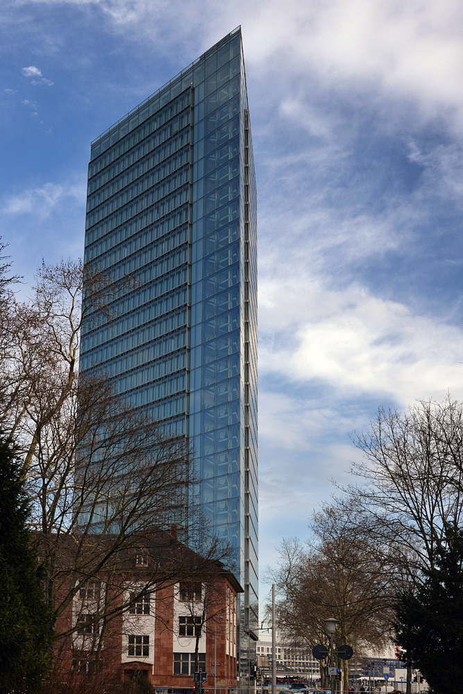 Victoria Turm 1200