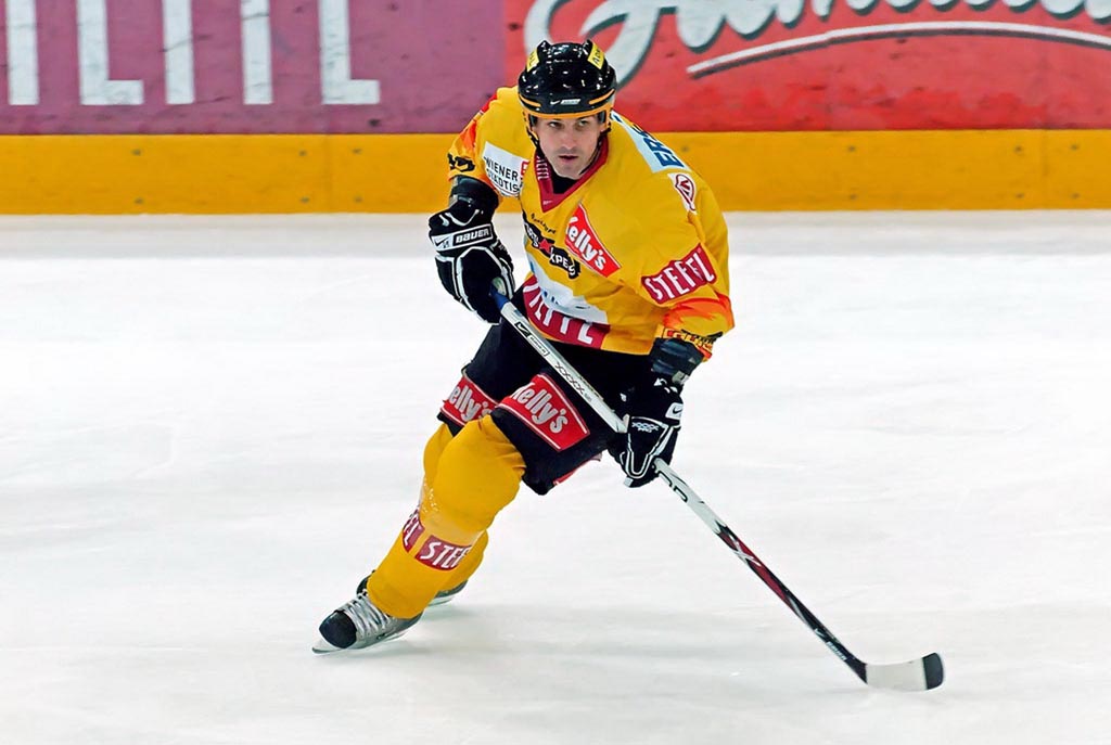 Vienna Capitals Sean Selmser