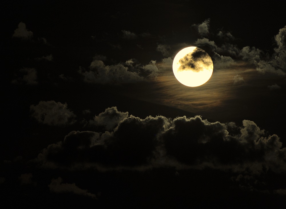 Vollmond nach Gewitter, Pilion / Griechenland