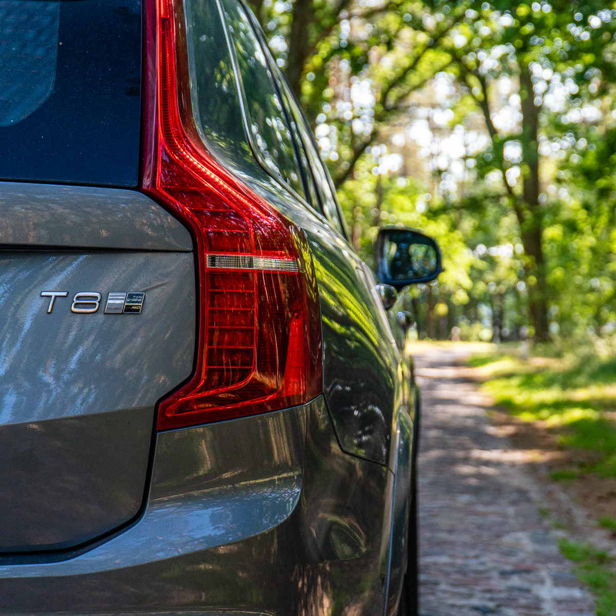 VOLVO