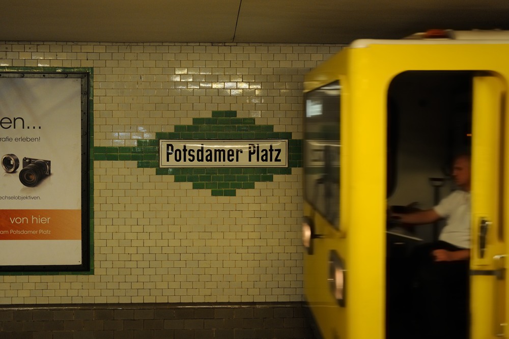 ...von hier
U-Bahn
Berlin Postdamer Platz