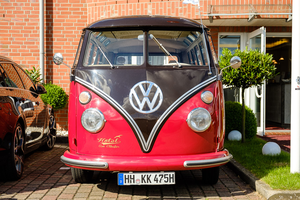VW Bus 4340